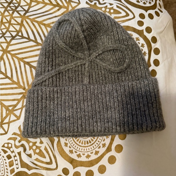 American Eagle Outfitters Gray Knit Beanie - Picture 2 of 4